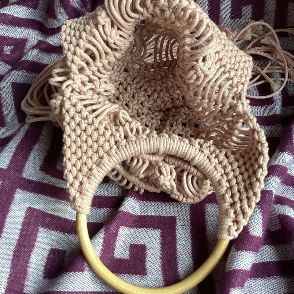 Unique Mauve Pink Macrame Boho Tassel Loop Handle… - image 5